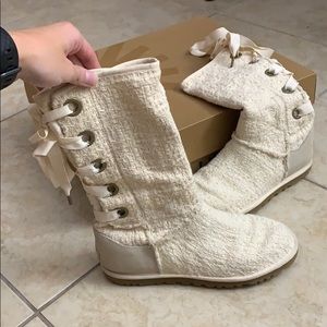 COPY - UGG Cream Heirloom Laceups. LIMITED EDITIO…